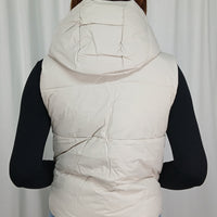 DOUDOUNE BEIGE SANS MANCHES AVEC LACET AUTOUR DU COU - DISPONIBLE EGALEMENT EN NOIR
