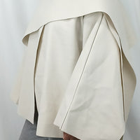 MANTEAU COURT BLANC AVEC ECHARPE