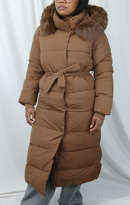 DOUDOUNE LONGUE MARRON CAPUCHE FOURRURE